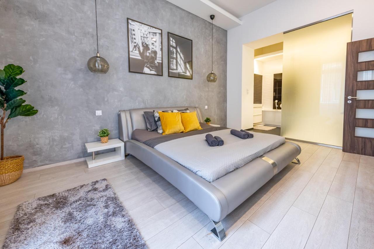 Luxury Nova Home next to the New York Café Budapest Exterior foto